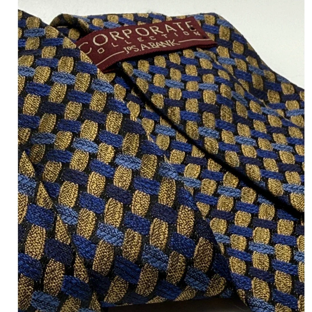 Jos. A. Bank Silk Tie 4